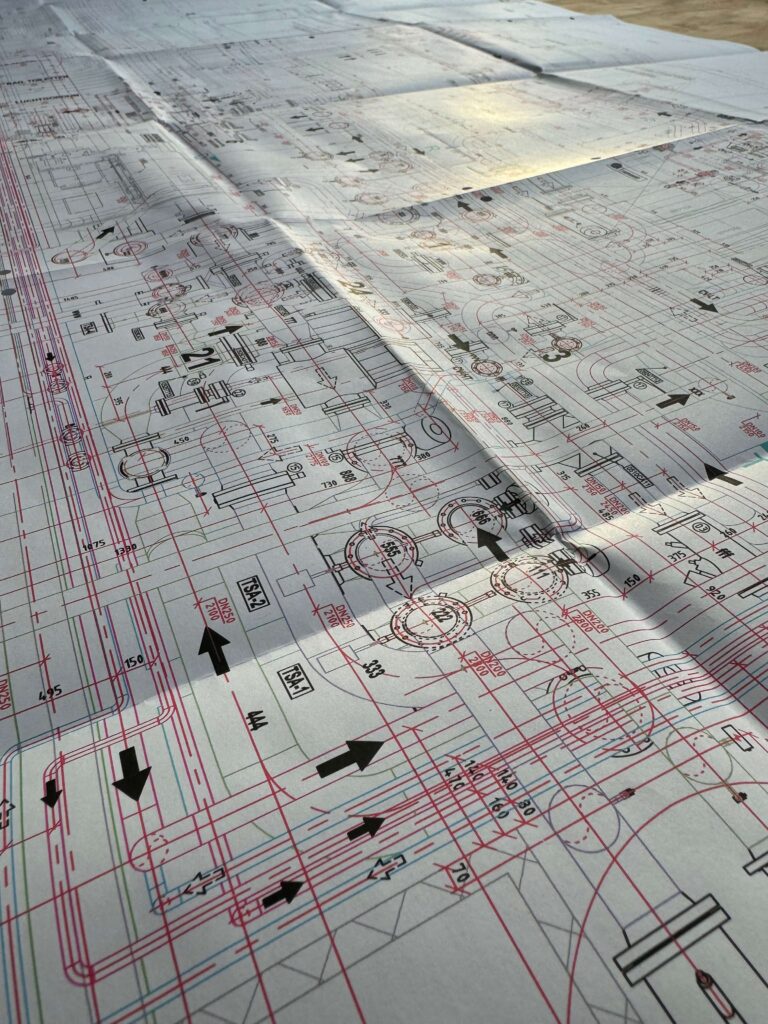 Technische tekening van een leidingsysteem van Delta T